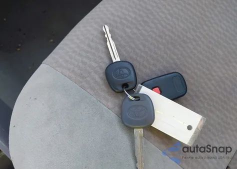 2007 Toyota Corolla Le z USA, uszkodzony, nr VIN 2T1BR32E07C801066